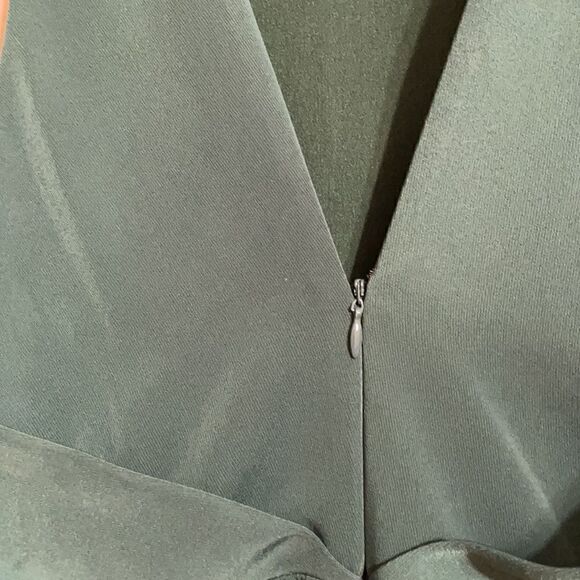 Harlyn halter dress - Picture 5 of 9